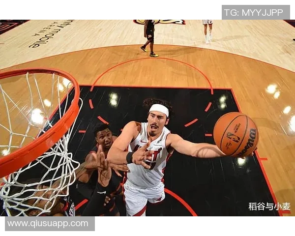 热火20号新星亚库乔尼斯表现出色送出10次助攻并贡献8分2断1帽